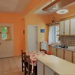 شقة Palaiopoli View *