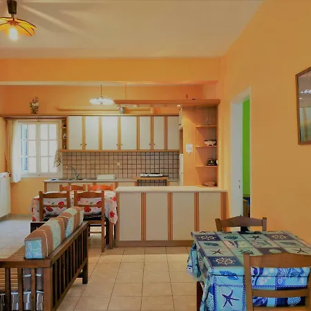 شقة Palaiopoli View