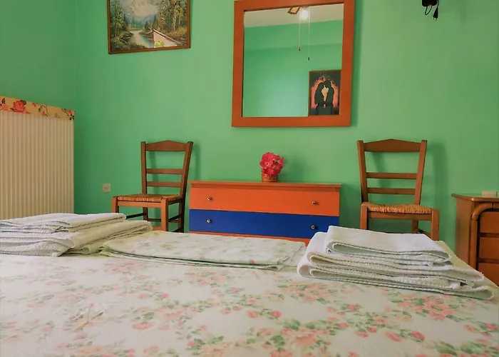 Palaiopoli View Παλαιόπολη